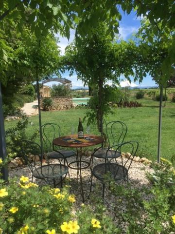 Mas De Costebelle Bed & Breakfast Bollène Dış mekan fotoğraf